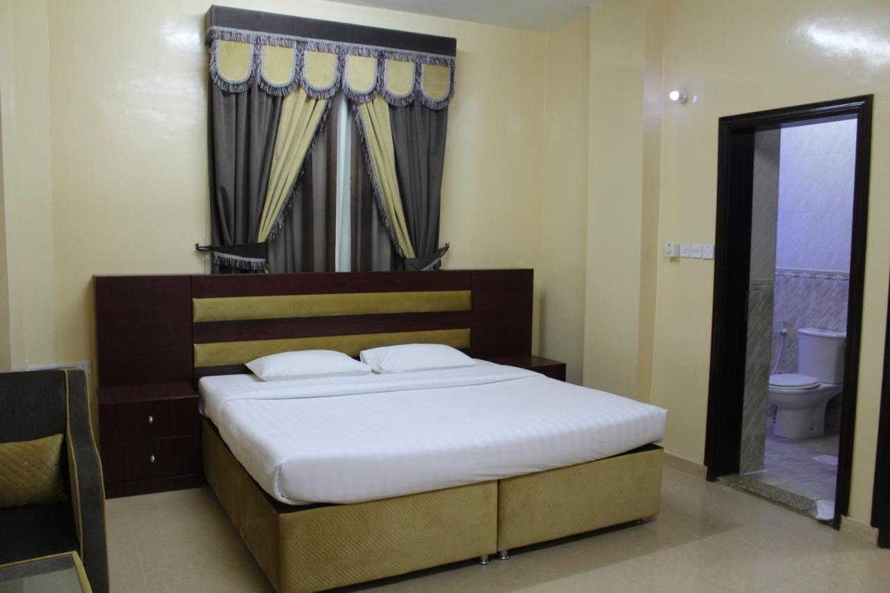 Al Aman Hotel Apartment 阿尔布亚米 外观 照片